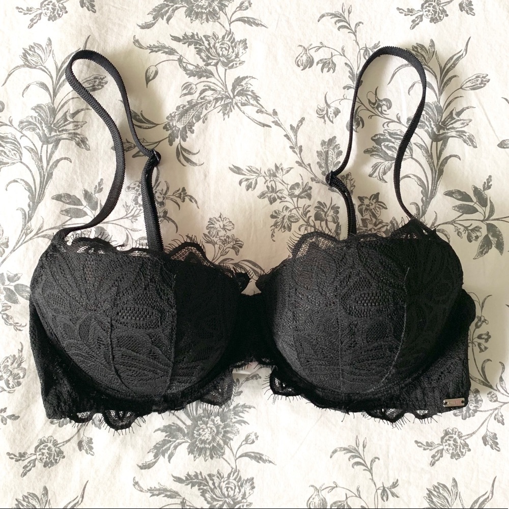 PINK VS BRA 34C